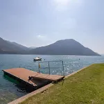 Lakestudio With Private Apartamento Cima